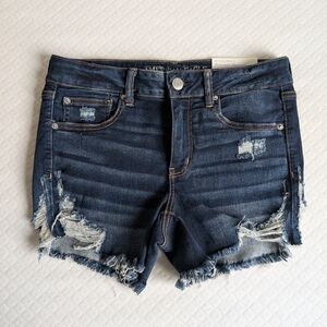 American Eagle NWT Next Level Stretch Midi Distressed denim shorts, sz 12